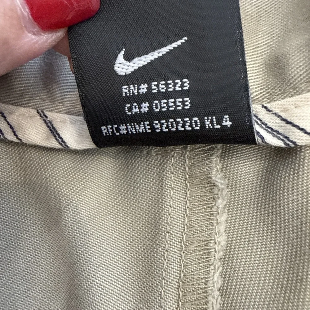 Nike Golf Shorts Mens 40 Tan Khaki Pleated Dri-FIT Cotton Blend Casual 8